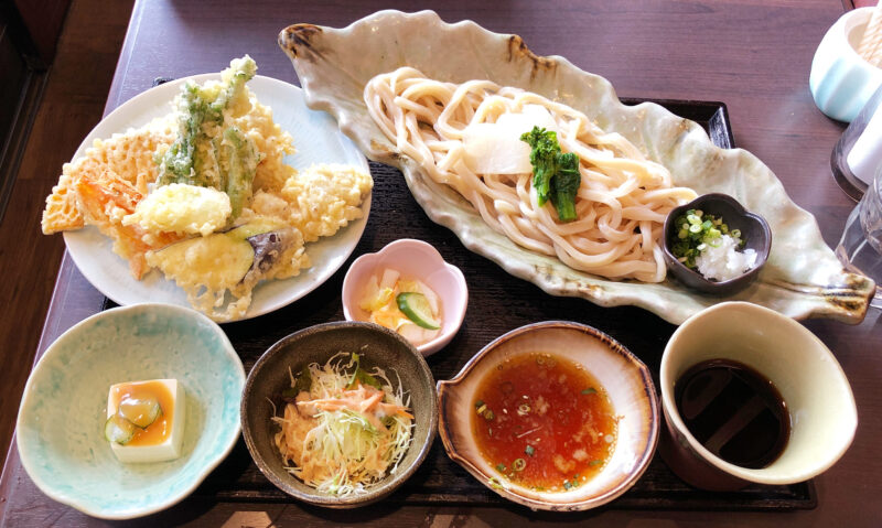 カフェキッチン KatsuTama（かつたま）