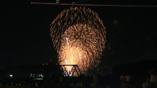 戸田橋・いたばし花火大会の花火