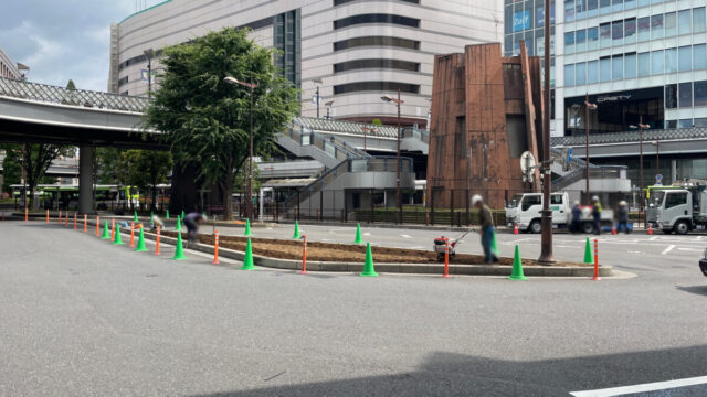 川口駅東口