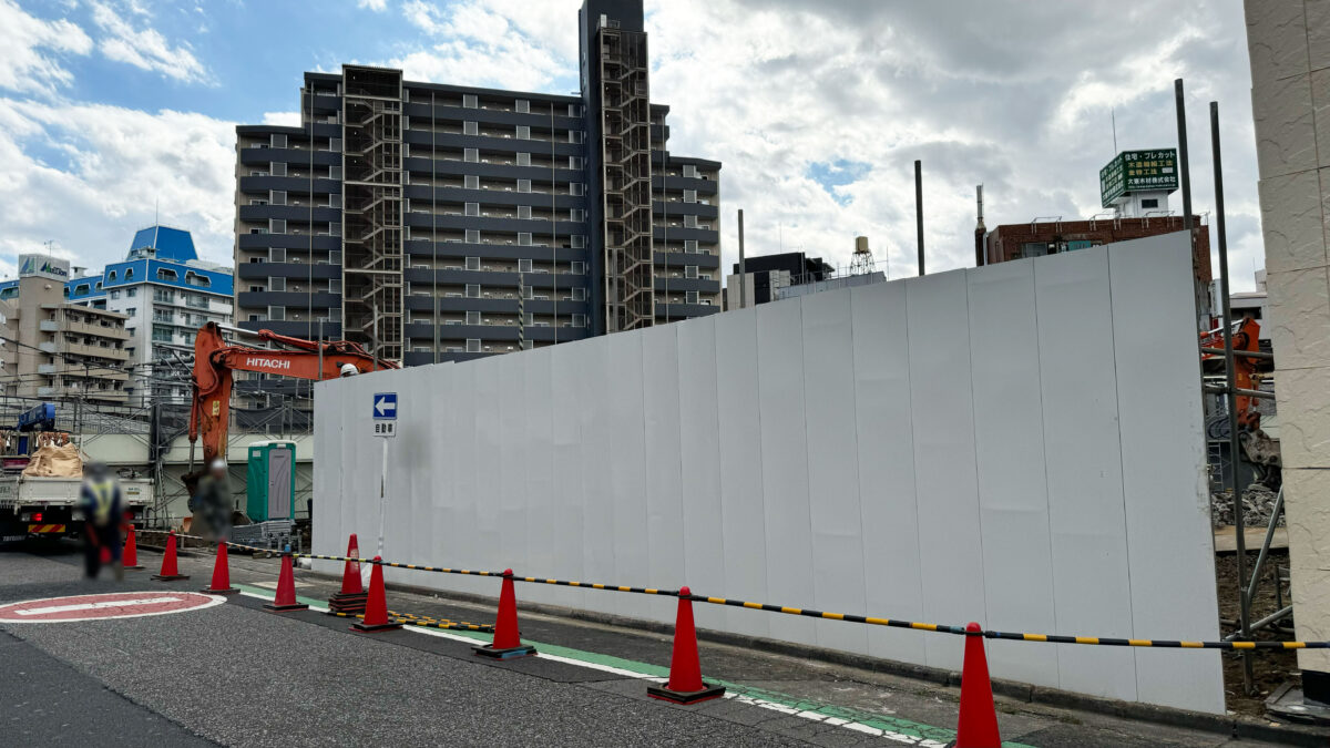 西川口駅前にあったパチスロ屋「オリエンタルパサージュ」跡地、ほぼ更地になってた。