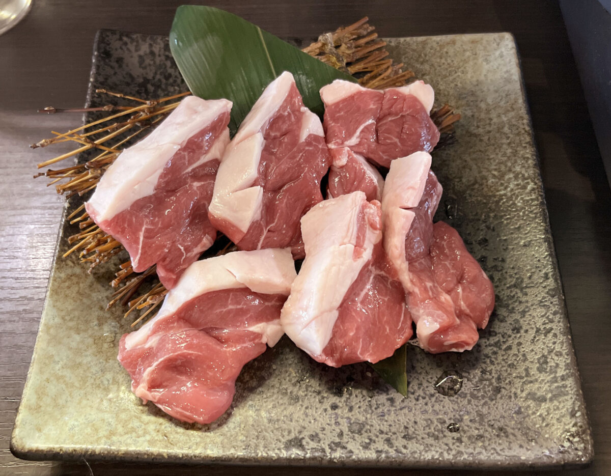 栄町 カウンター焼肉 肉松