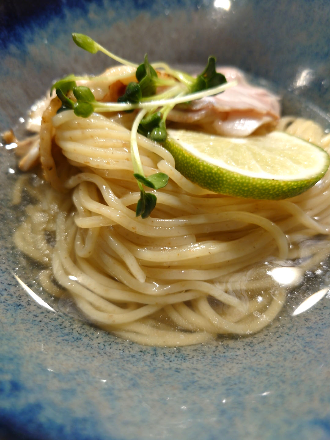 おダシと銀しゃり 中華そば 花道 熟成醤油 鰹昆布水つけそば