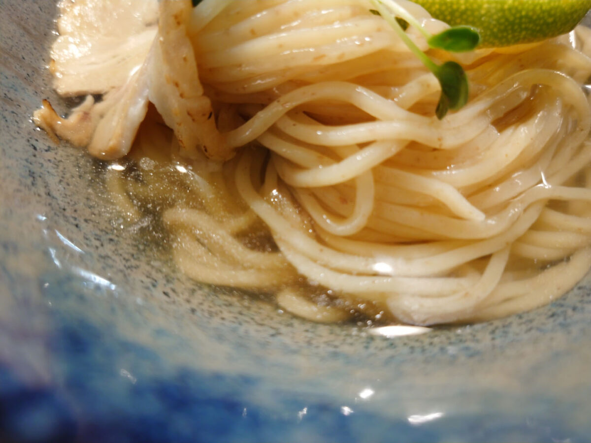 おダシと銀しゃり 中華そば 花道 熟成醤油 鰹昆布水つけそば