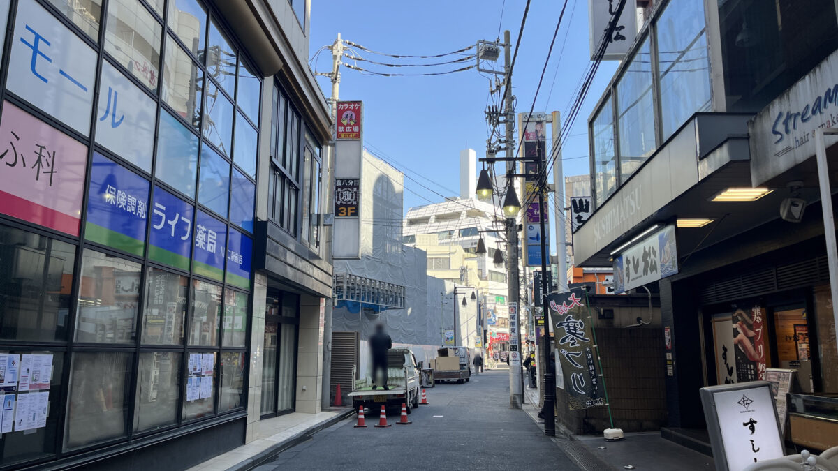 栄町 カプセル楽局 川口駅前店