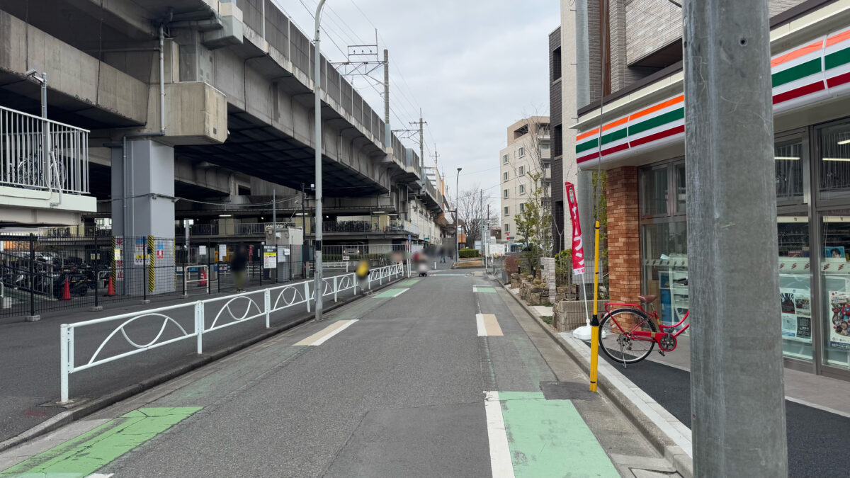 セブンイレブン戸田本町4丁目店