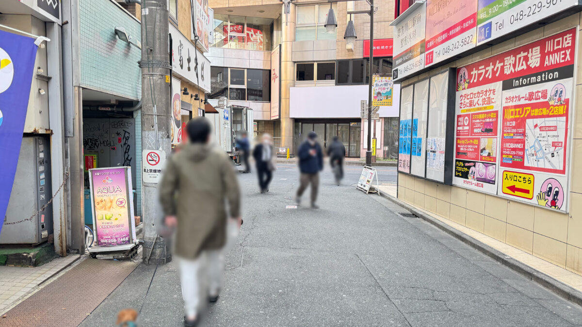 カプセル楽局 川口駅前店