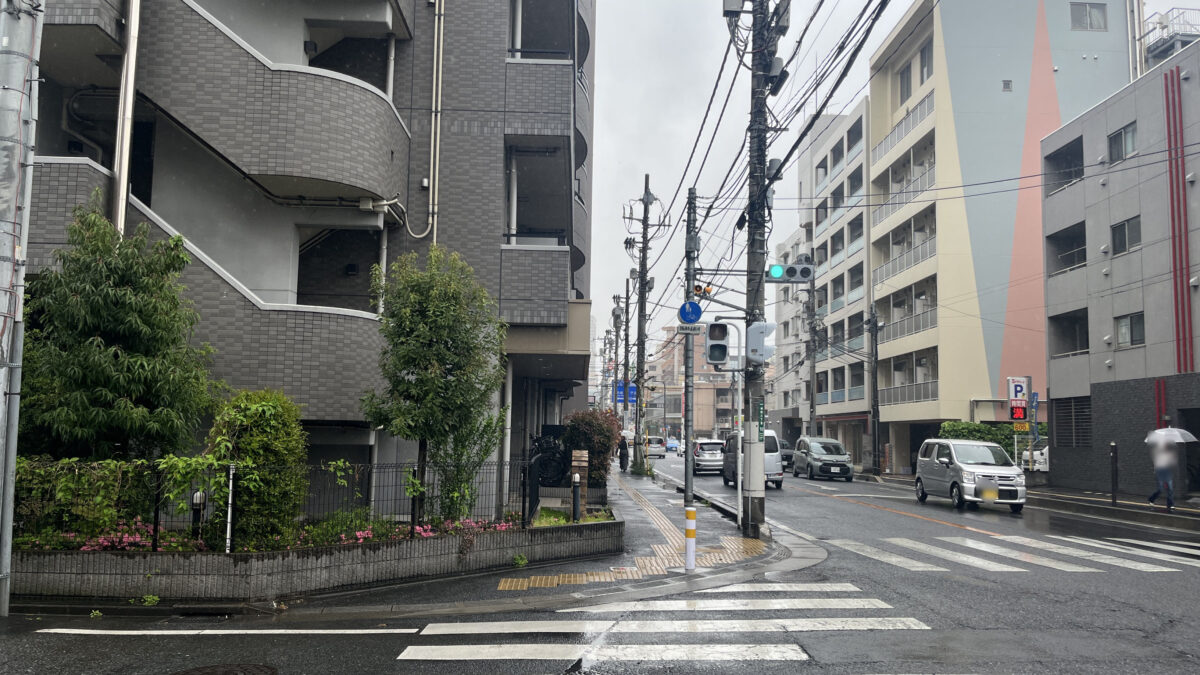 幸町 麦酒と咖喱処 とら戌。