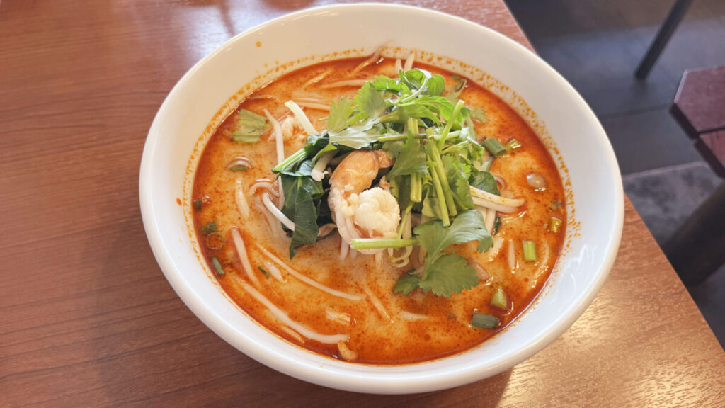 本場タイ料理カウケン川口店