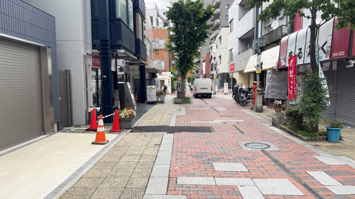 ふじの市商店街ブラッセリーイイダ