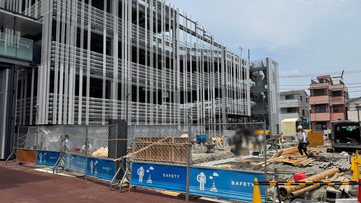 川口市役所第二庁舎0701