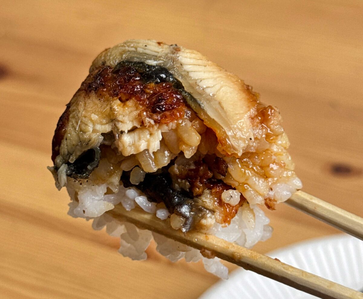 角上魚類川口店うなぎおにぎり