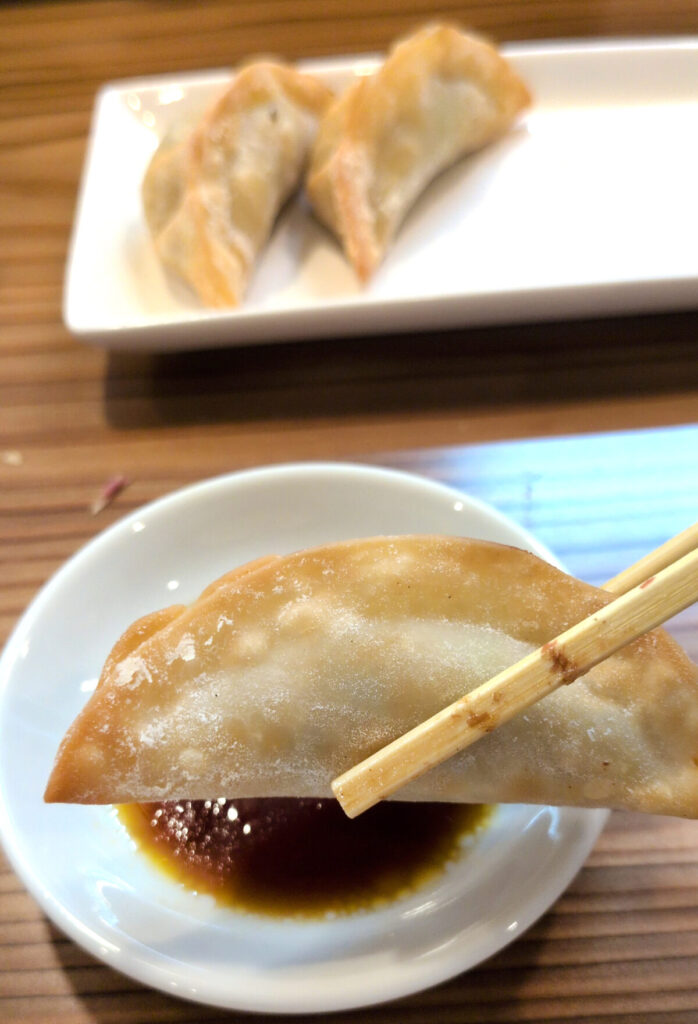 西川口 餃子居酒屋 モモタロ