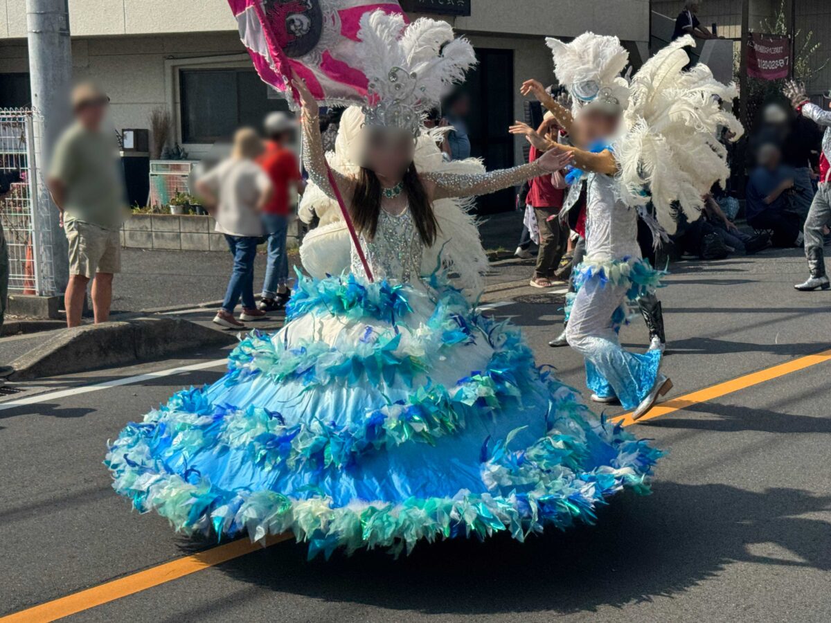 たたら祭りサンバパレード