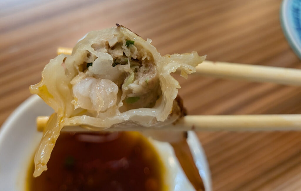 西川口 餃子居酒屋 モモタロ