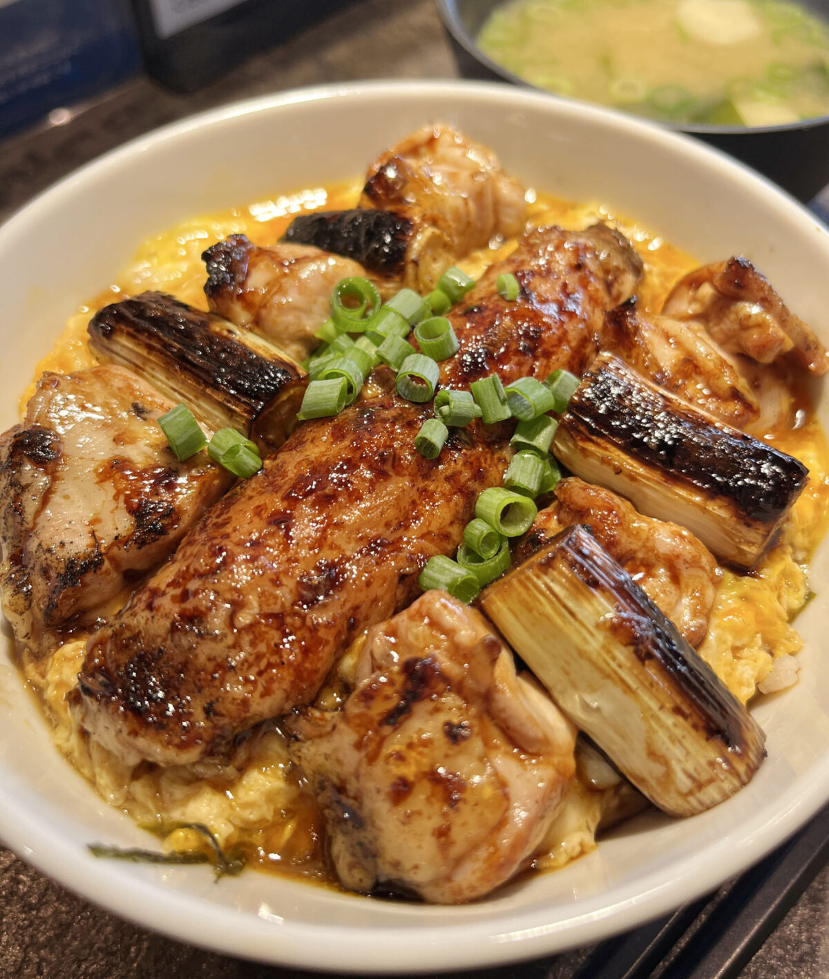 栄町 炭火焼鳥と燻製ケブリノ