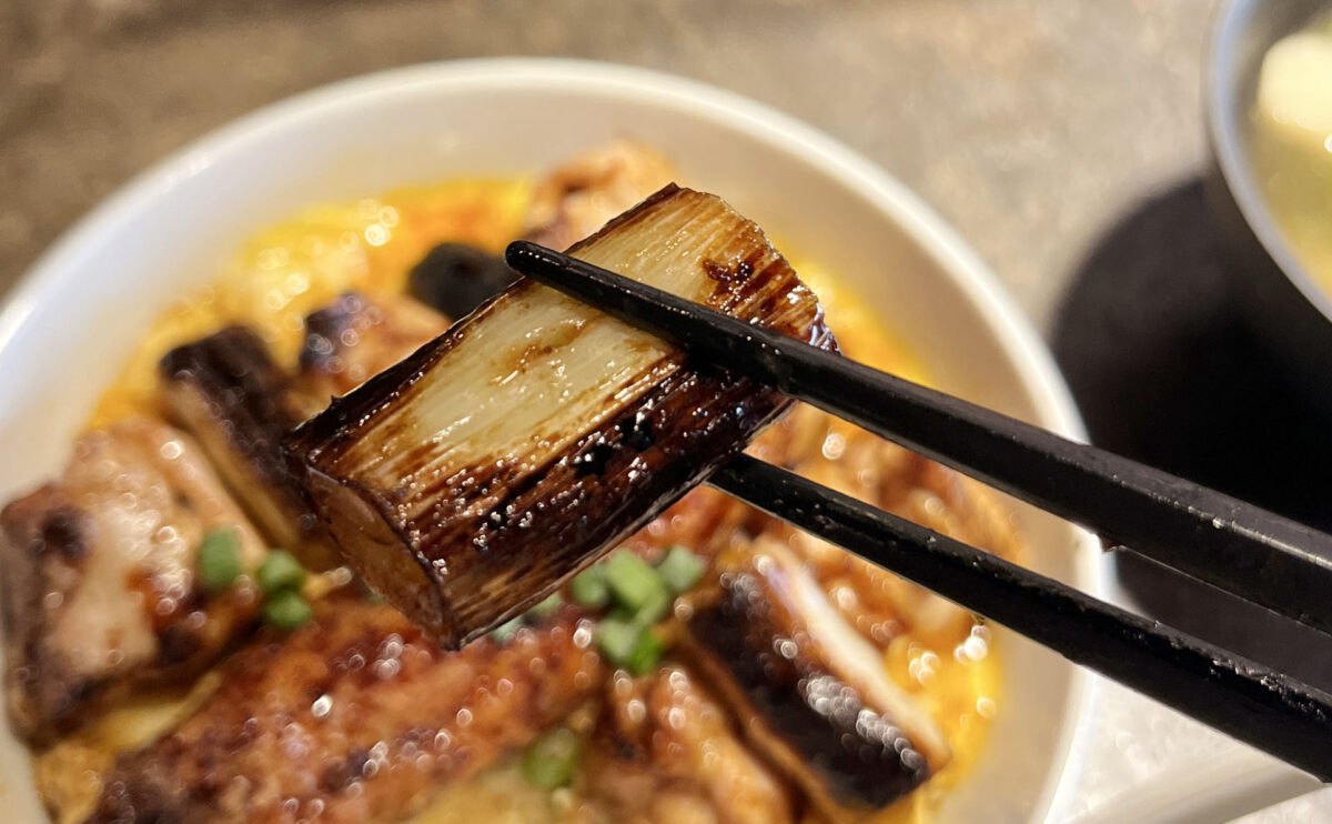 栄町 炭火焼鳥と燻製ケブリノ