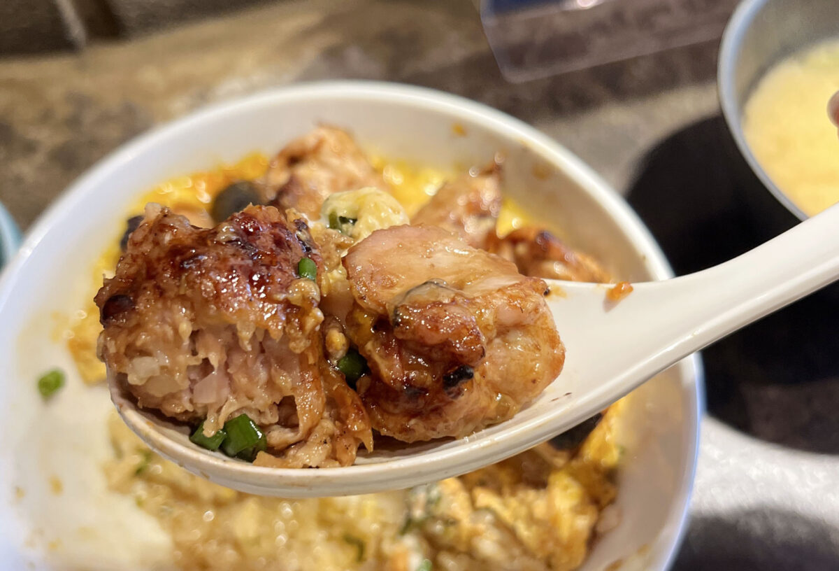 栄町 炭火焼鳥と燻製ケブリノ