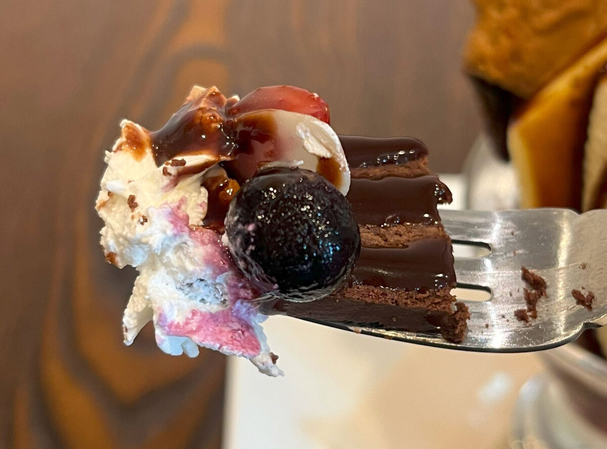 鳩ケ谷 Ponponカフェ チョコレートパフェ