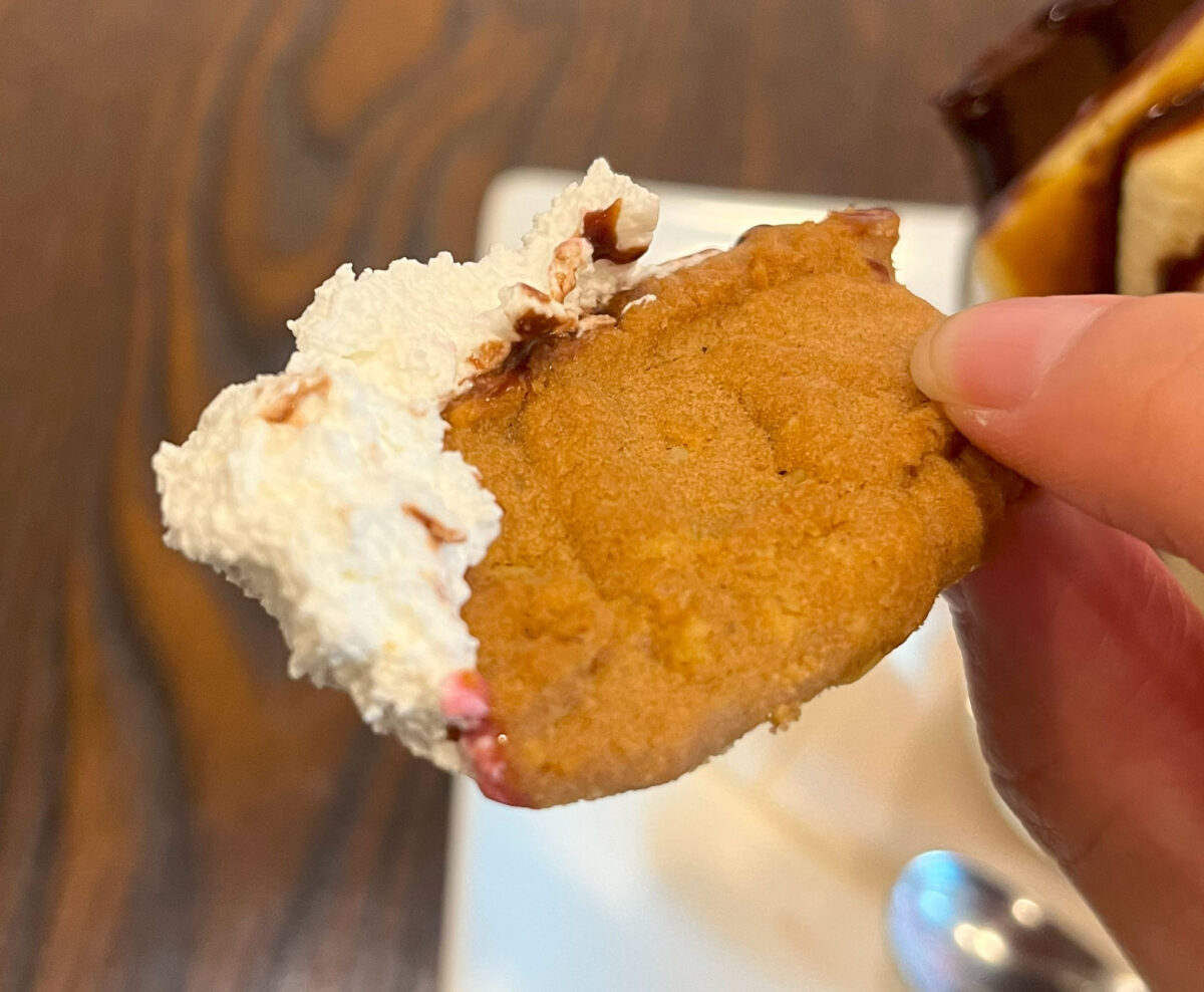 鳩ケ谷 Ponponカフェ チョコレートパフェ
