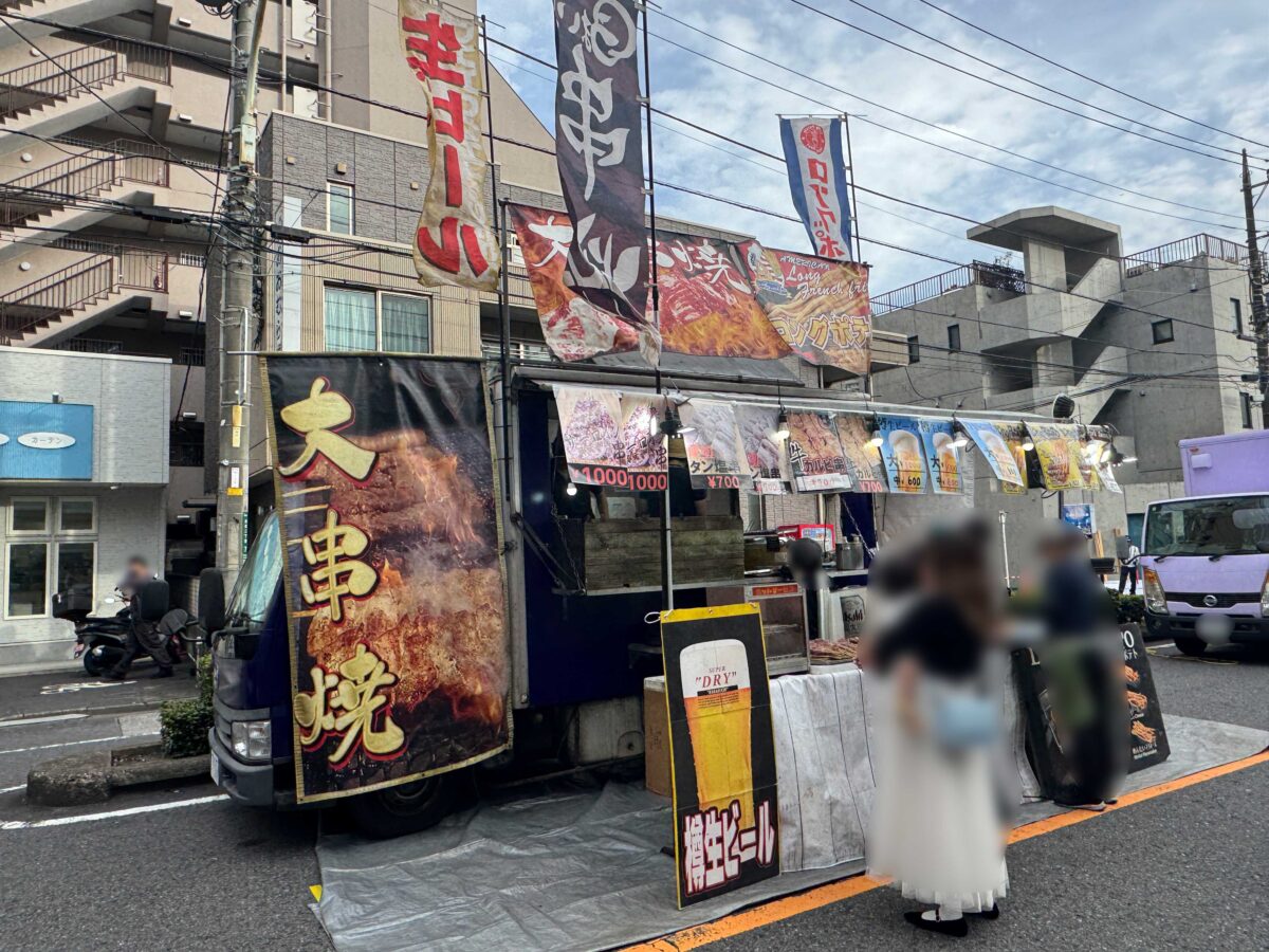 川口花火大会キッチンカーの様子