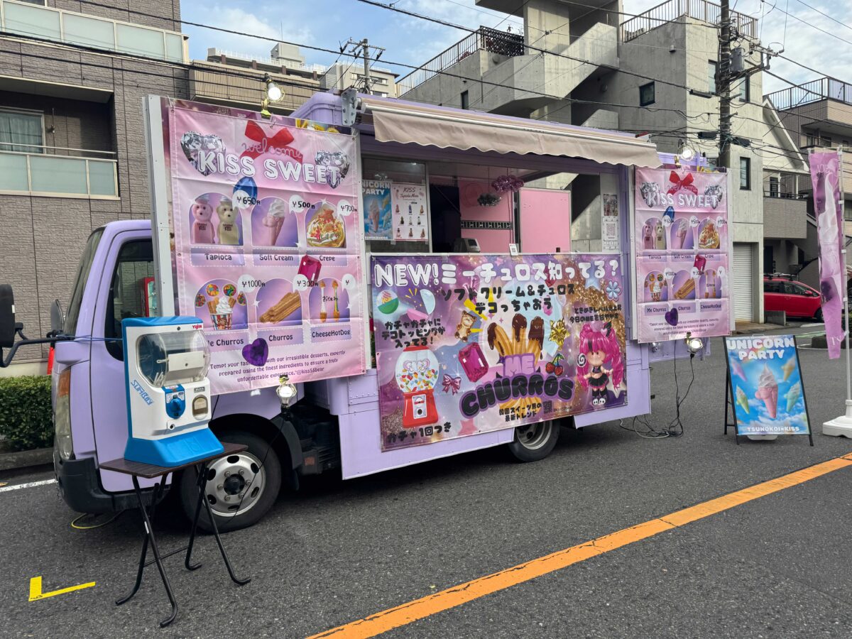 川口花火大会キッチンカーの様子
