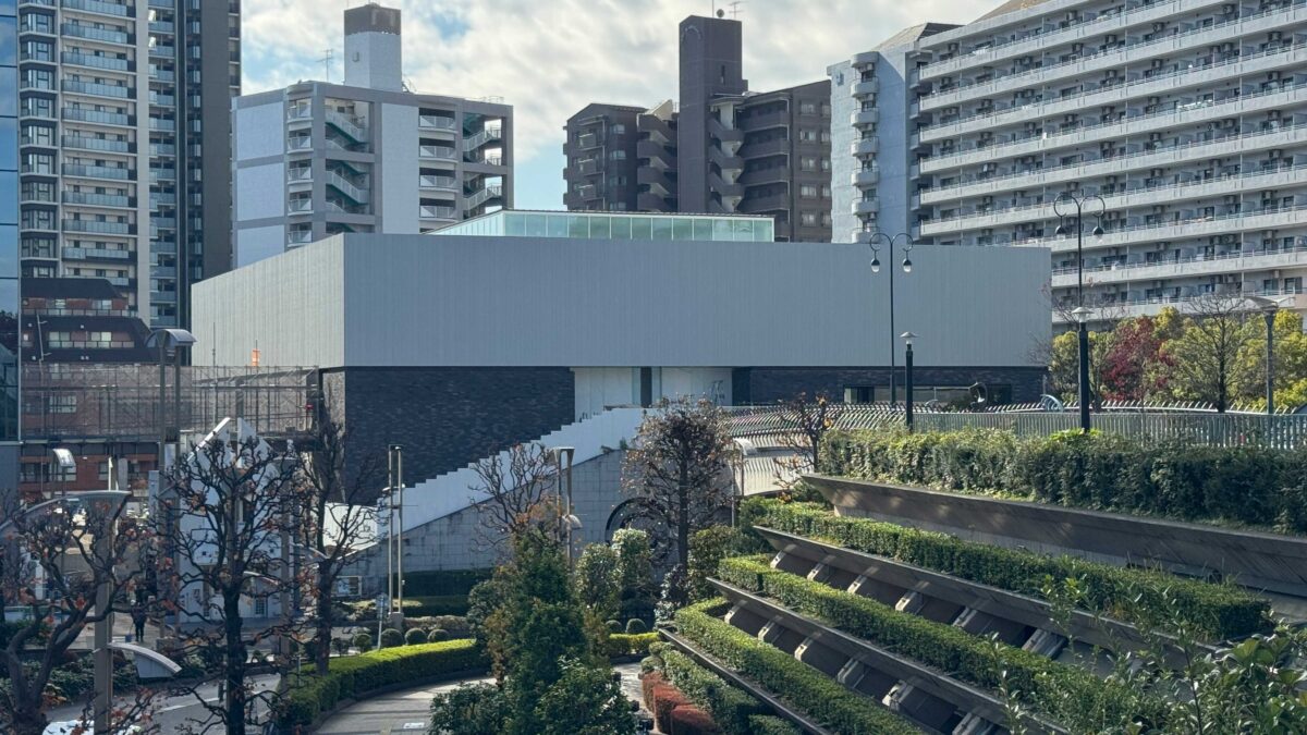 川口市立美術館