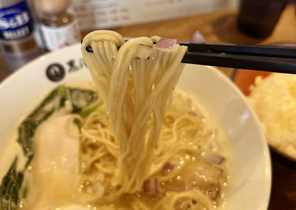本町 黒澤忽三商店 麺屋黒澤