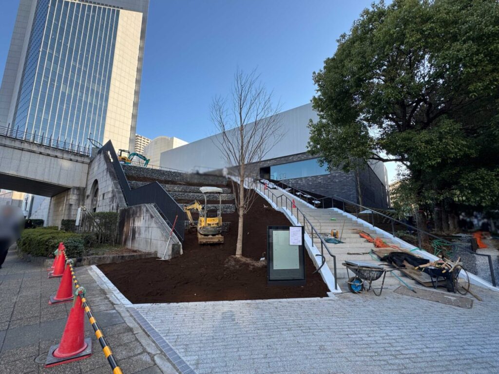 川口市立美術館