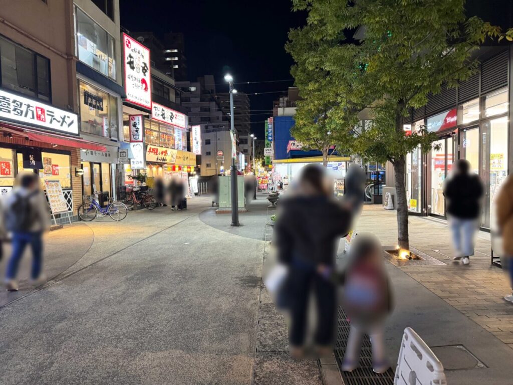 樹モールプラザ　人類みな麺類