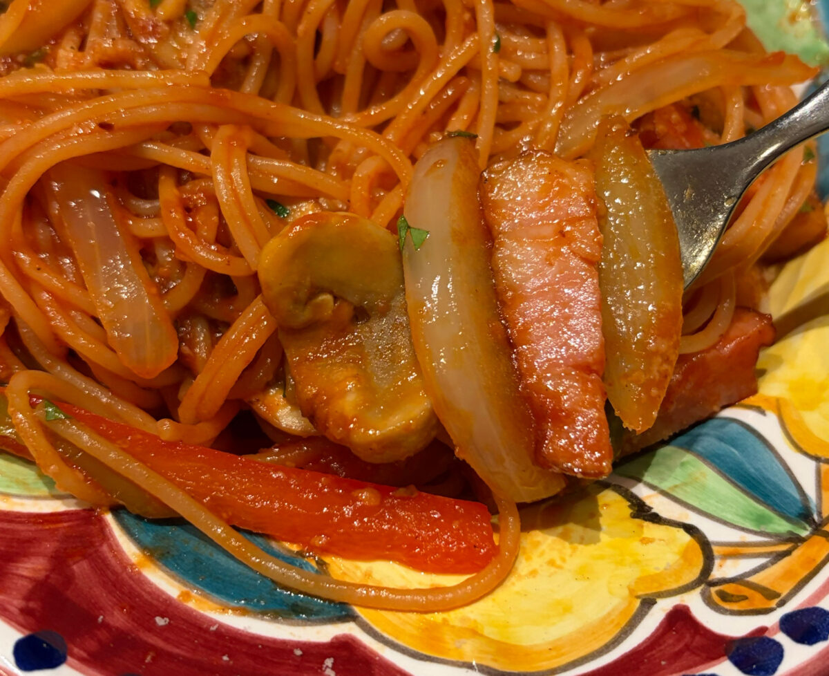 戸田 オステリアオオサキ ナポリタン