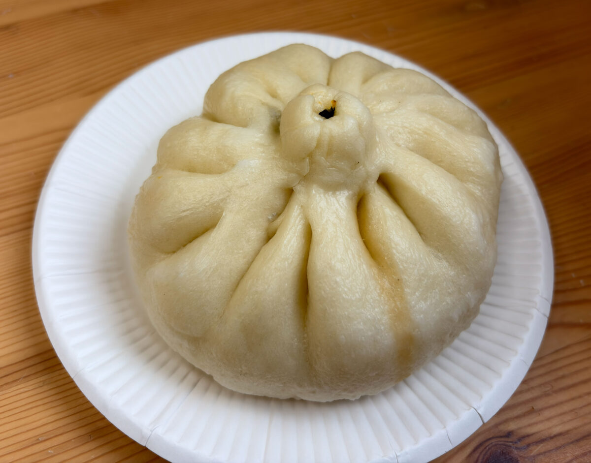 王道麻辣鴨脖 中華まん