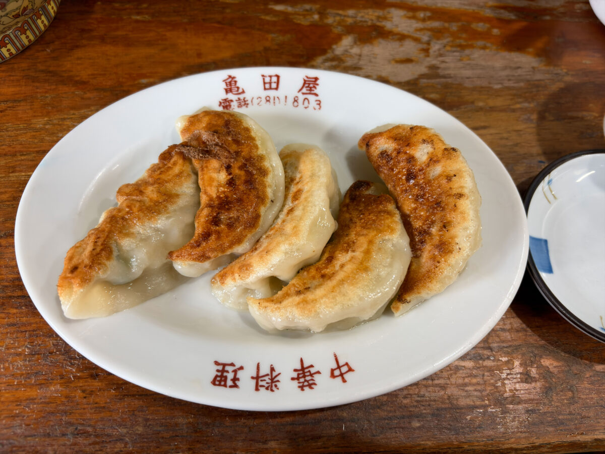 鳩ヶ谷 亀田屋 らーめん 餃子