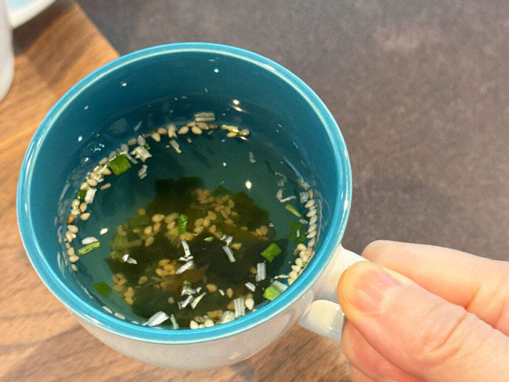 モツバーガーひとしな