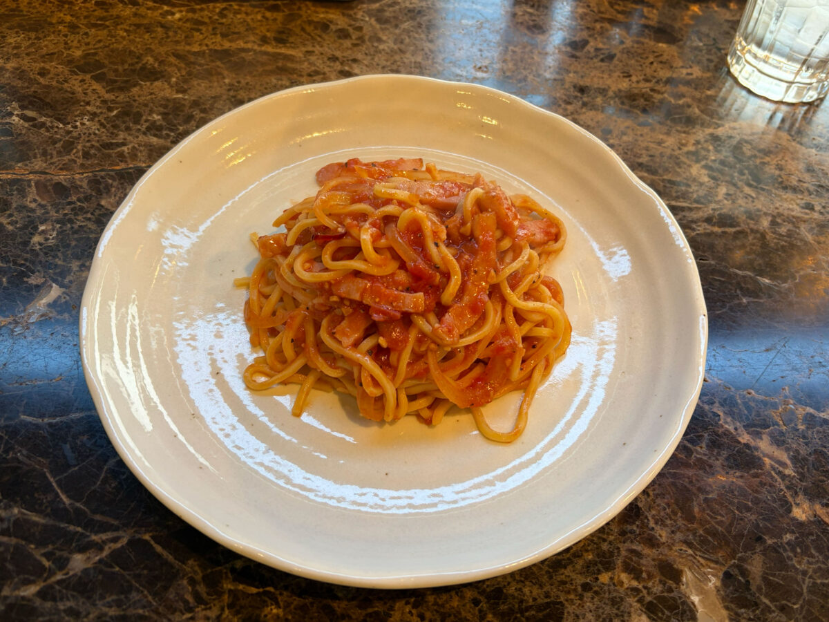 川口駅 イタリア小皿料理 ヴォーノ アマトリチャーナのキタッラ