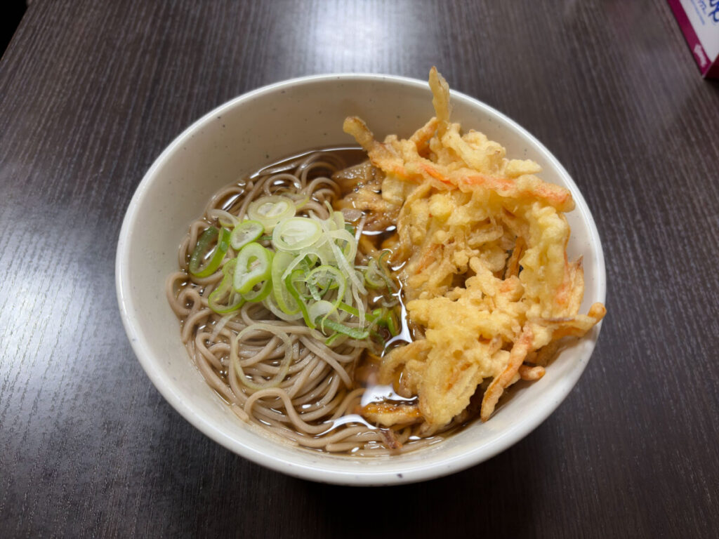 蕨 山竹 かき揚げ蕎麦