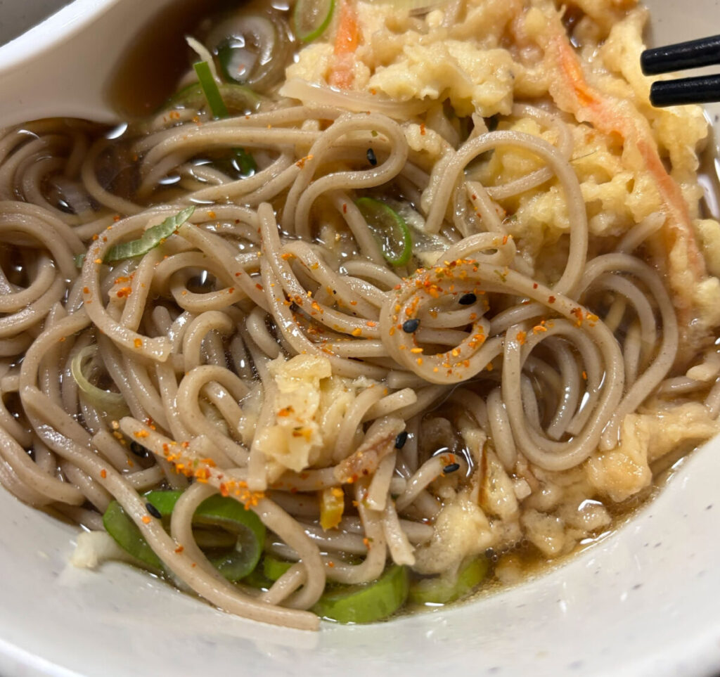 蕨 山竹 かき揚げ蕎麦