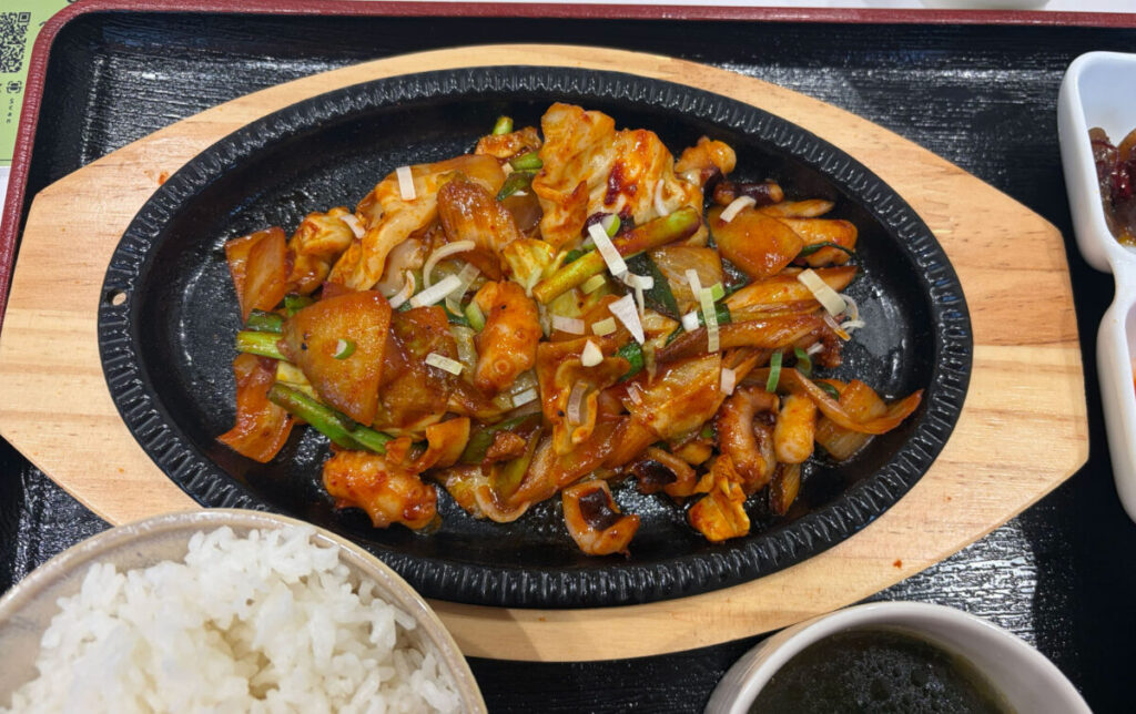 南浦和 へばらぎ タコ炒め定食