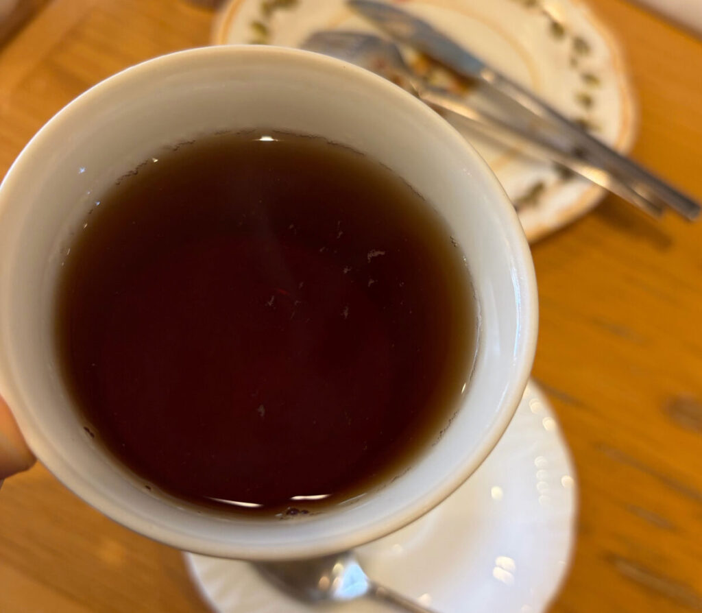 前川 アブロード フルーツアイスホットケーキ